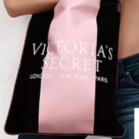 🔥SALE🔥VS London New York Paris Purse - Picture 10 of 11